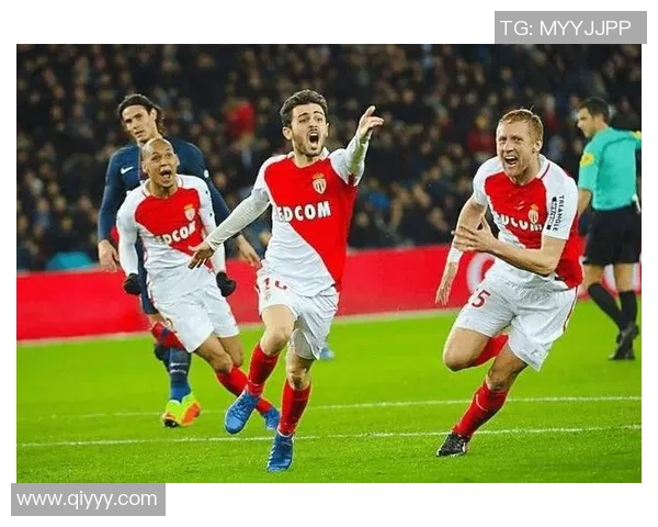 欧冠激战：那不勒斯补时绝杀本菲卡全场沸腾精彩集锦回顾