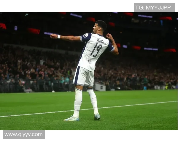 热刺主场大胜拜仁3-0足总杯精彩瞬间引发全场狂欢