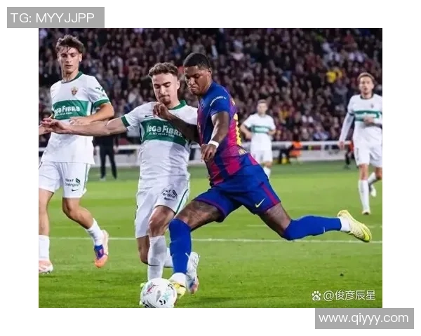 西甲经典对决巴萨以3-0战胜曼联创造历史冷门瞬间引发全场沸腾